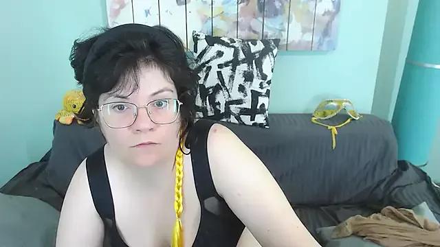 EverlyRays from StripChat