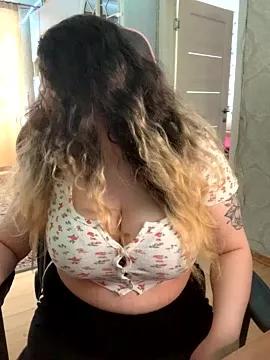 Evie_Pie from StripChat