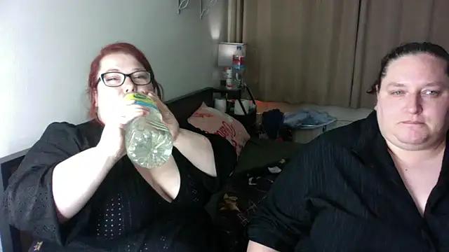 EvieandCharli_xox from StripChat