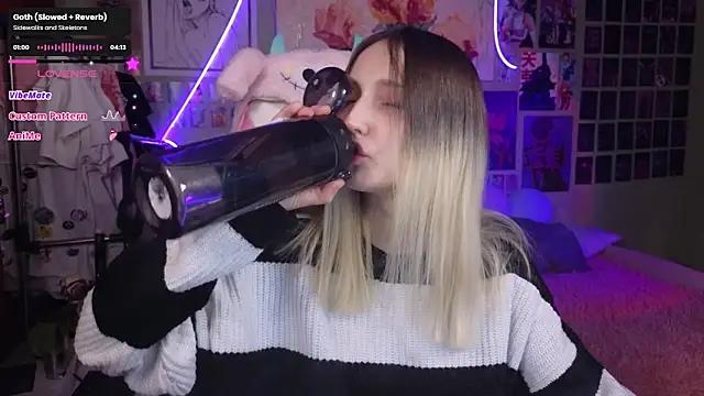 evierosen from StripChat