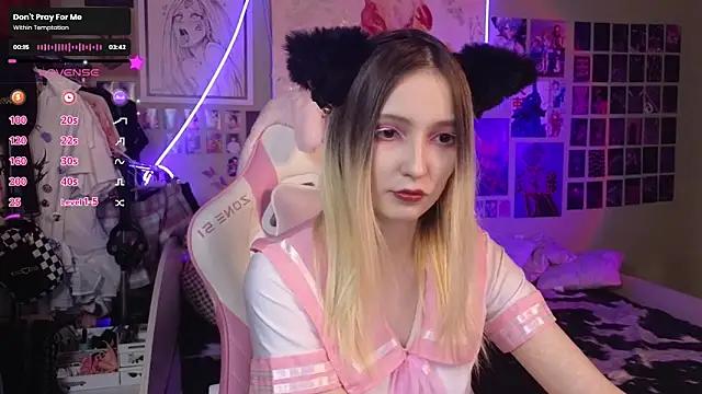 evierosen from StripChat