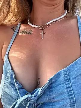 EvvaMur from StripChat