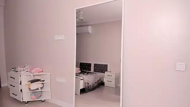 eweline_more from StripChat