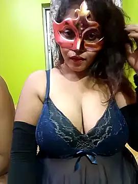 Exotic_couple_38 from StripChat is Freechat