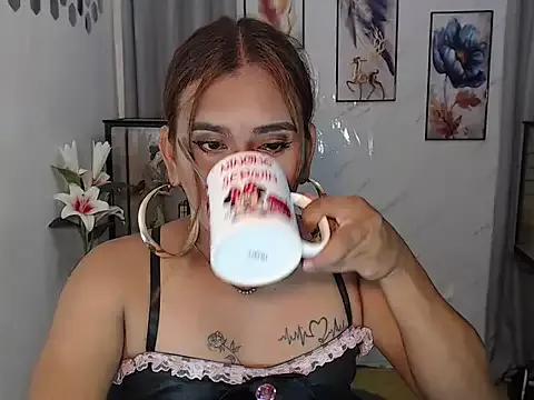 exoticashly from StripChat is Freechat