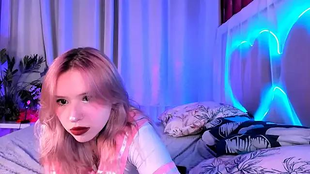 FaeRozellin from StripChat is Freechat