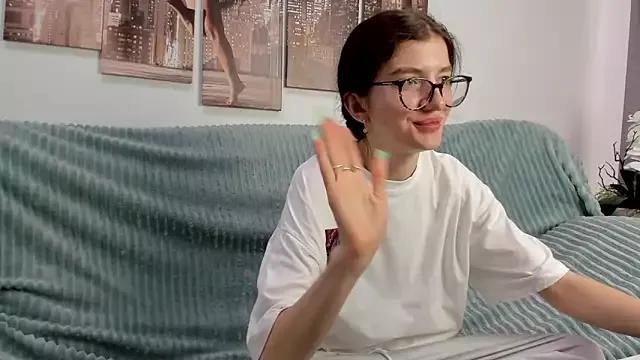 Photos of Fairy_Ariel from StripChat is Freechat