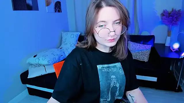 fairy_tara from StripChat is Freechat