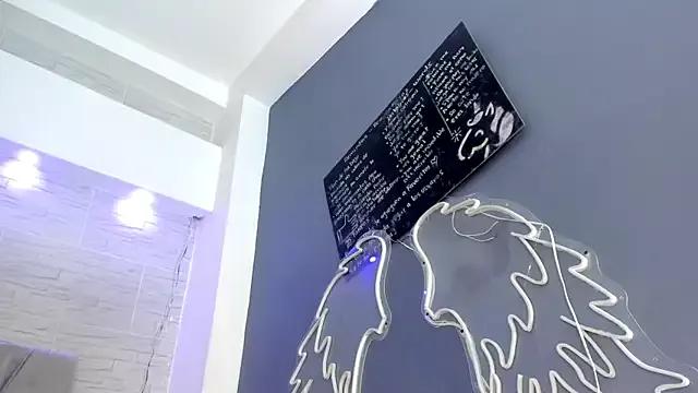 fallon_08 from StripChat