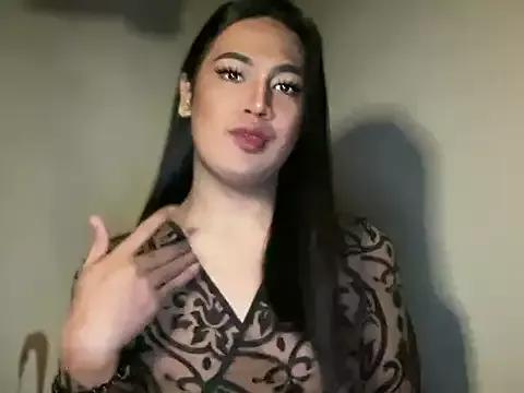 fallon_empress143 from StripChat