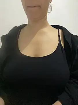 farah-36 from StripChat