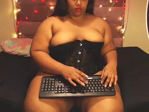 FatAssAfricanBarbie from StripChat