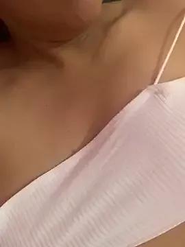 Photos of fati_italy from StripChat is Freechat
