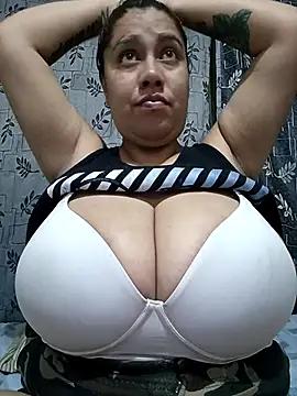 federica_bigboobs from StripChat