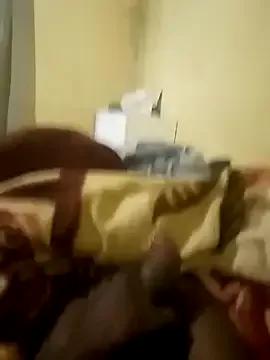 FeeingSplicing from StripChat