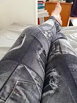 feetclara7 from StripChat