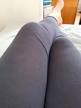 feetclara7 from StripChat
