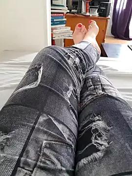 feetclara7 from StripChat