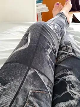 feetclara7 from StripChat