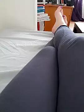 feetclara7 from StripChat