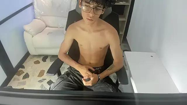 Felimpluz webcams show profile image 