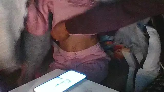 Photos of FenaLady from StripChat is Freechat