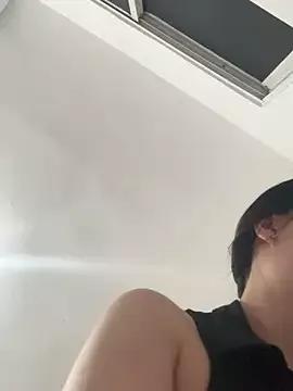 Fendi_E webcams show profile image 