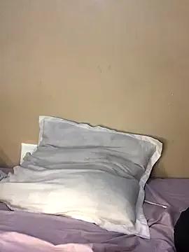 ffinegirl from StripChat is Freechat