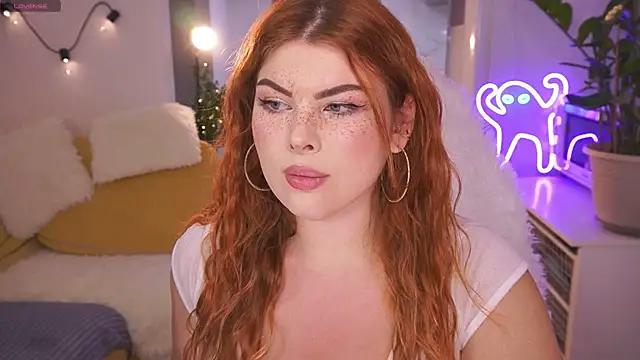 Ffoxyflame from StripChat