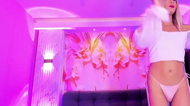 FIRE_GIRLS20 from StripChat is Freechat