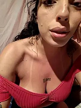 Flora-latin-girl from StripChat is Freechat