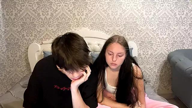 flowerscouple from StripChat is Freechat