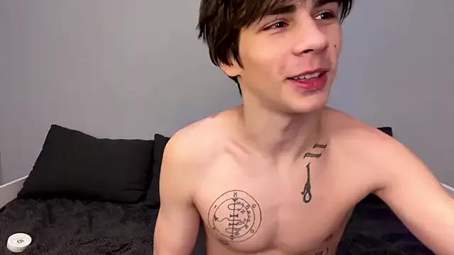 flowerscouple from StripChat is Freechat