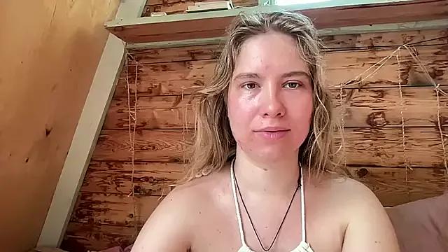 fluffy_bunnyxxx from StripChat