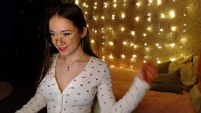 fluffy_kitty_ from StripChat