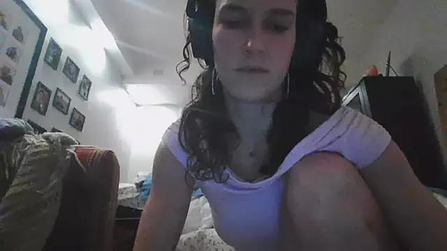 forbiddenbabygirl from StripChat is Freechat