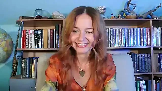 Foxilady357 from StripChat is Freechat