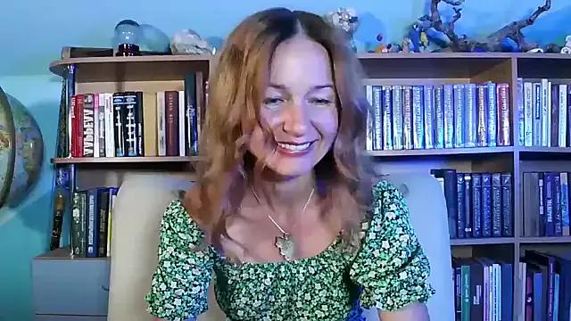 Foxilady357 from StripChat is Freechat
