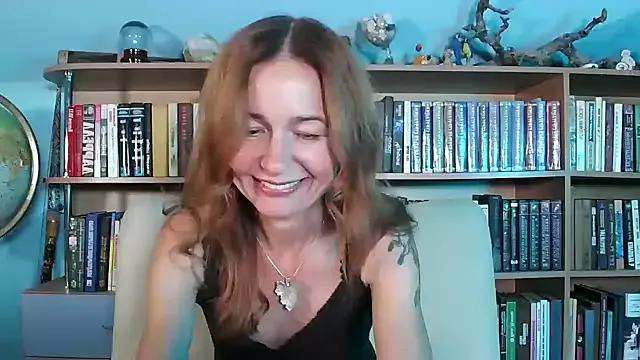 Foxilady357 from StripChat is Freechat