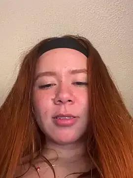 foxLena from StripChat is Freechat
