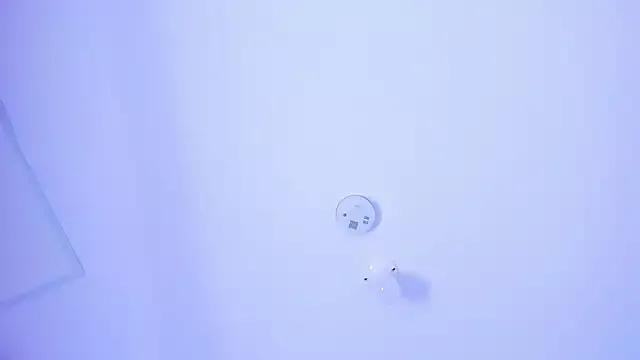 Foxy_Kylie from StripChat is Freechat