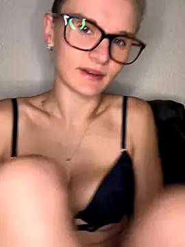 Frankengirltheme from StripChat is Freechat