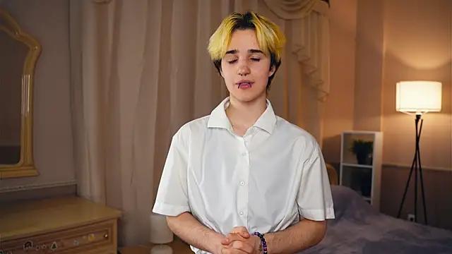 FredericaCoke from StripChat is Freechat