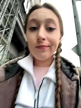 Photos of FroggyAnna from StripChat is Freechat