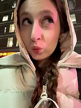 Photos of FroggyAnna from StripChat is Freechat