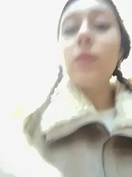 Photos of FroggyAnna from StripChat is Freechat