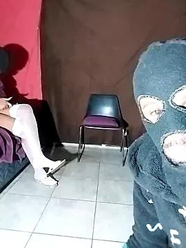 Fuckbudiez webcams show profile image 