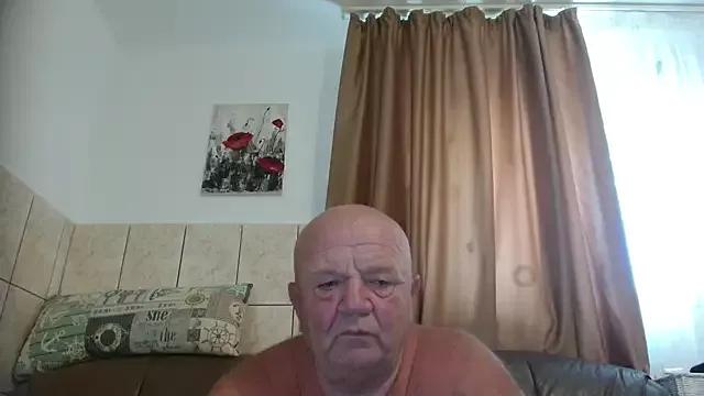 fullballs6 from StripChat