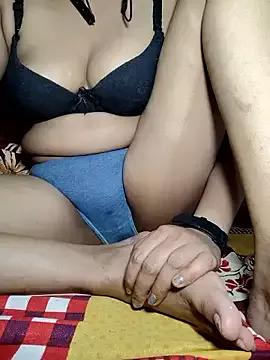 Photos of Fun_With_Zoya from StripChat is Freechat
