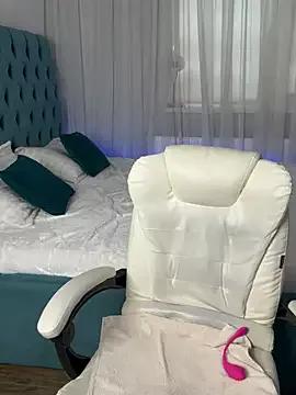 Funnyy__bunny from StripChat